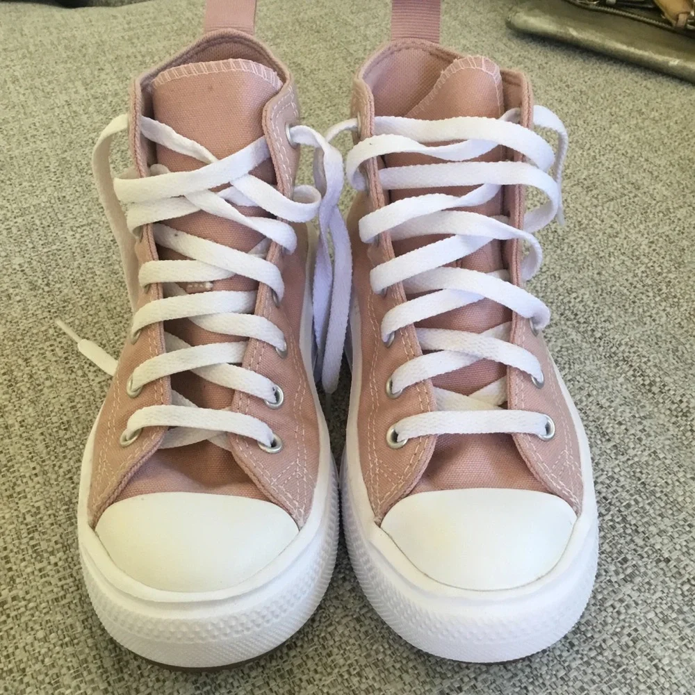 Converse Platform High Top Sneakers - Blush Pink & White